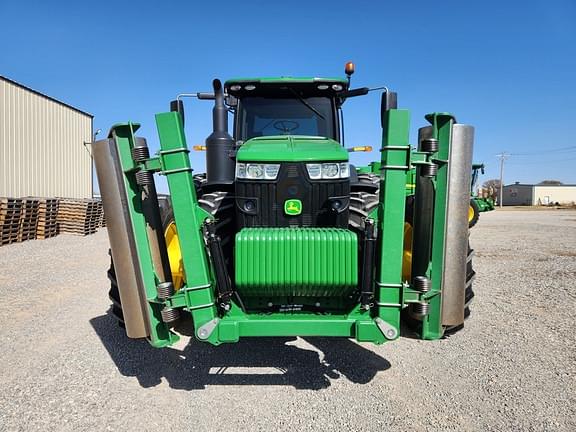 Image of John Deere 8400R equipment image 2