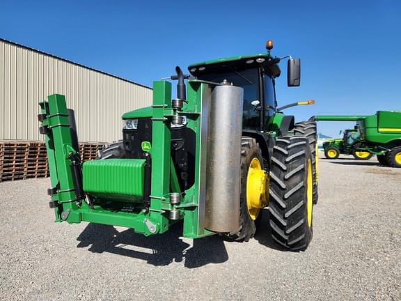 Image of John Deere 8400R equipment image 4