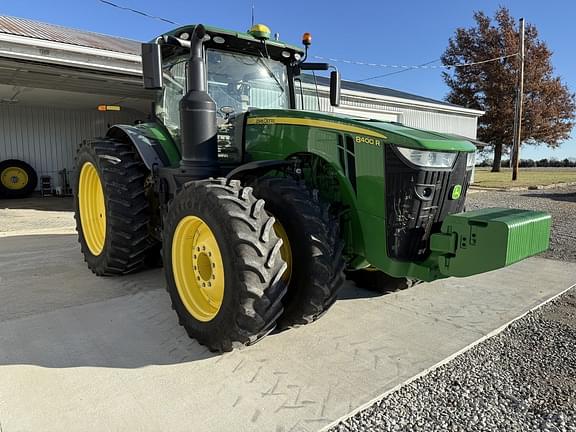 Image of John Deere 8400R equipment image 2