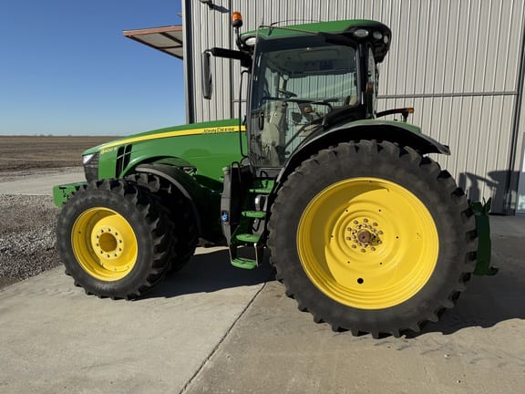 Main image John Deere 8400R