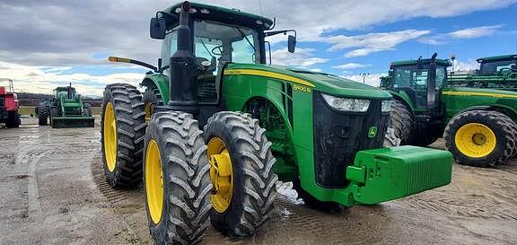 Image of John Deere 8400R equipment image 1