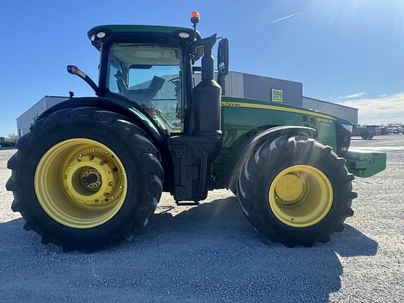 Image of John Deere 8400R equipment image 3