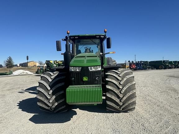 Image of John Deere 8400R equipment image 2