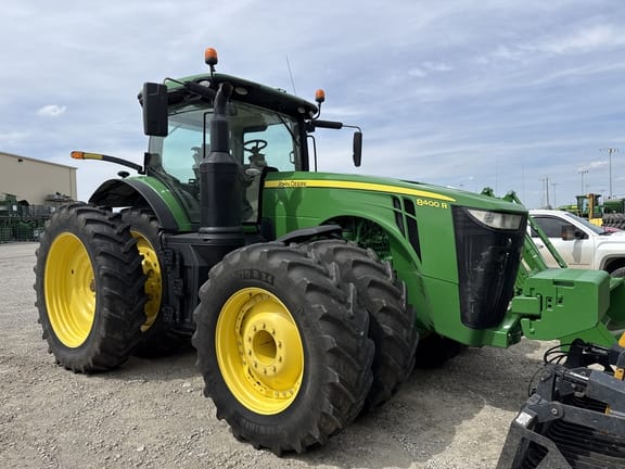 2018 John Deere 8400R Equipment Image0
