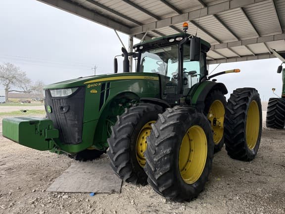 Image of John Deere 8400R equipment image 2