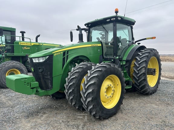 2018 John Deere 8400R Equipment Image0
