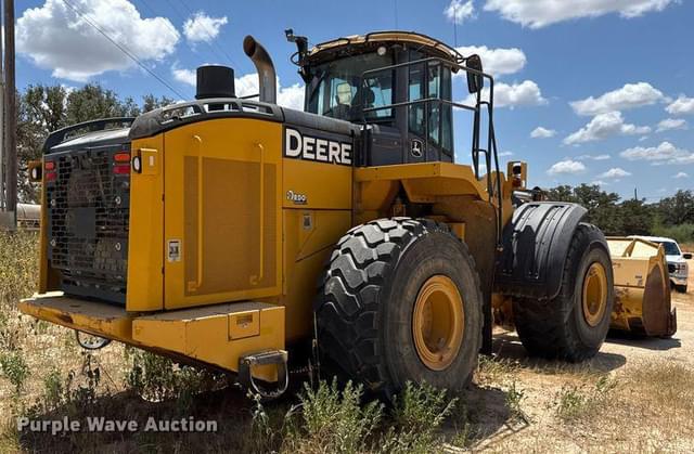 Image of John Deere 844K-III equipment image 4