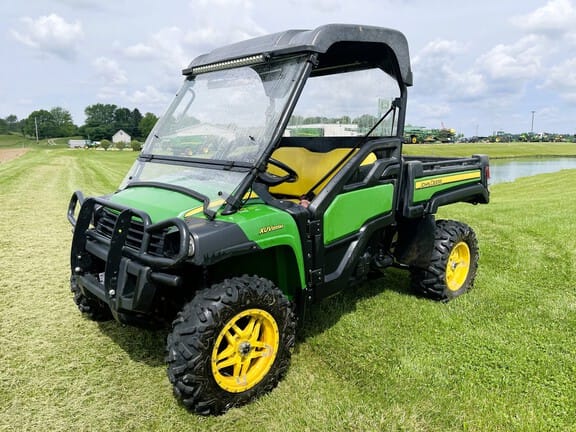 Main image John Deere Gator XUV 855M