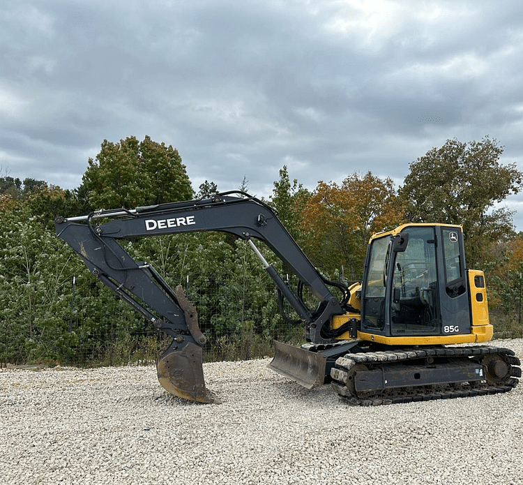 2018 John Deere 85G Equipment Image0