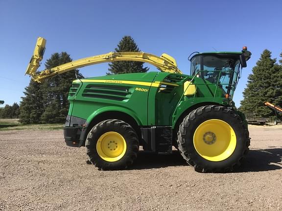 Image of John Deere 8600i equipment image 3