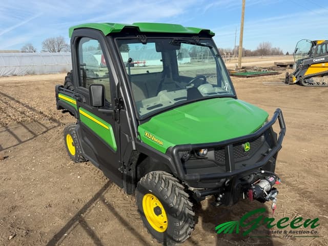 Image of John Deere XUV 865R equipment image 4