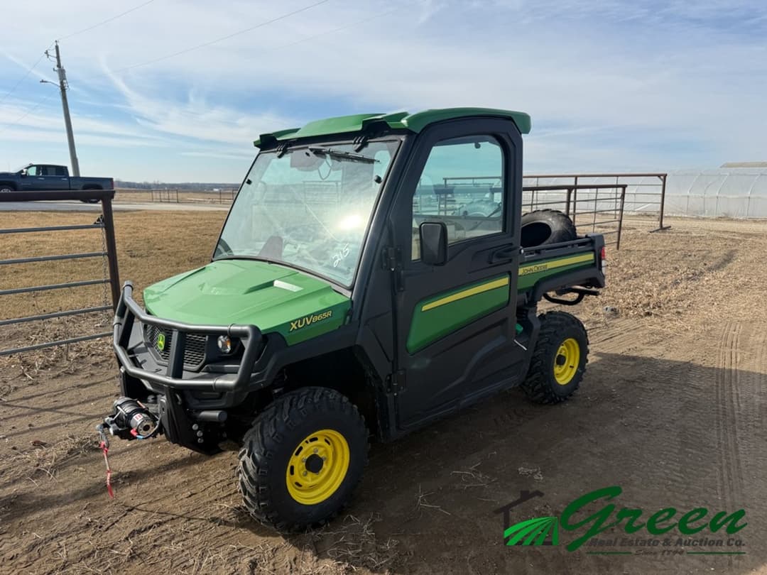 Image of John Deere XUV 865R Primary image