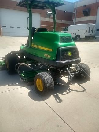 Image of John Deere 8700A equipment image 4