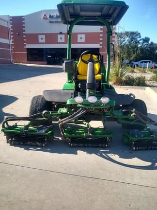 Image of John Deere 8700A equipment image 2