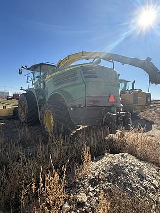 Image of John Deere 8800 equipment image 2