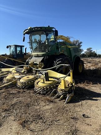 Image of John Deere 8800 equipment image 1