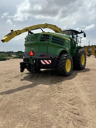 Image of John Deere 8800 equipment image 4