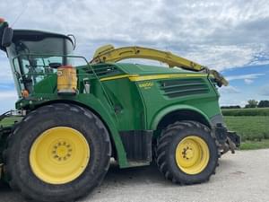 2018 John Deere 8800i Image