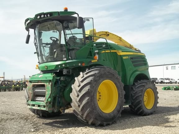 Main image John Deere 8800