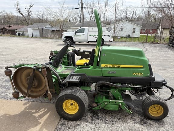 Image of John Deere 9009A equipment image 1