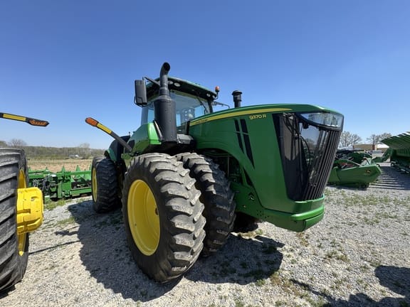 2018 John Deere 9370R Equipment Image0