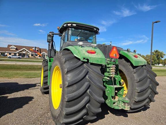 Image of John Deere 9370R Image 1