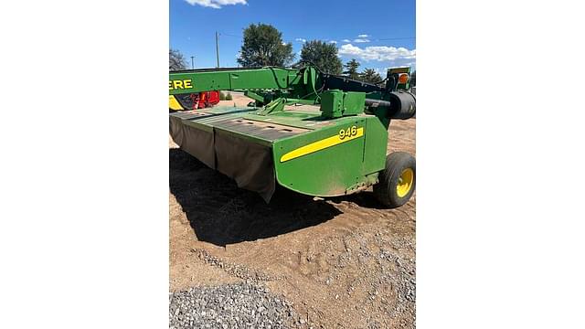 Image of John Deere 946 equipment image 4