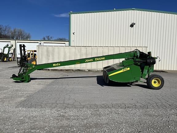 Image of John Deere 946 equipment image 1