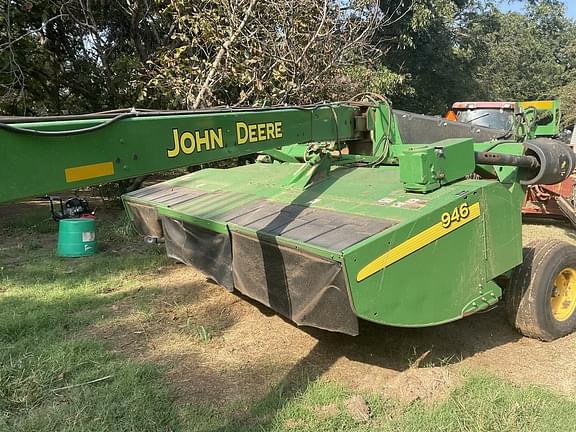 Image of John Deere 946 Primary image