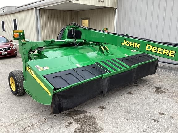 Image of John Deere 946 equipment image 4