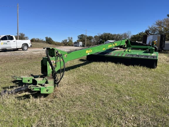 Image of John Deere 946 Primary image