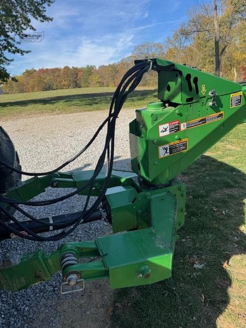 Image of John Deere 946 equipment image 1