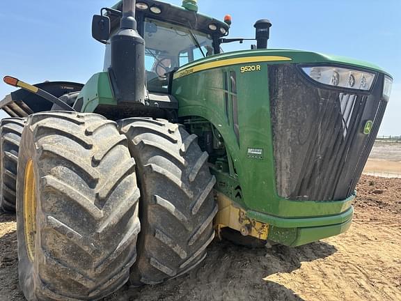 Image of John Deere 9520R equipment image 2