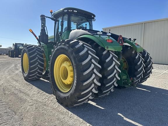 Image of John Deere 9520R equipment image 2