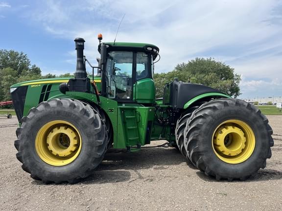 Image of John Deere 9520R equipment image 4