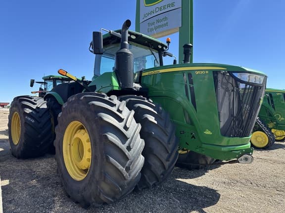 Image of John Deere 9520R equipment image 1