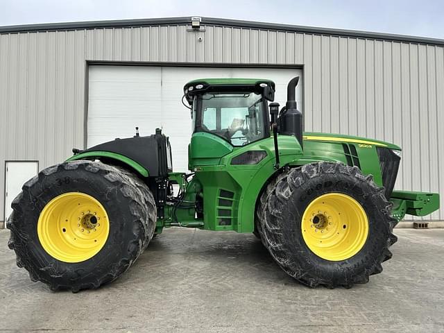 Image of John Deere 9520R equipment image 3