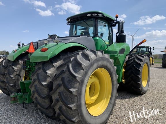 Image of John Deere 9520R equipment image 3