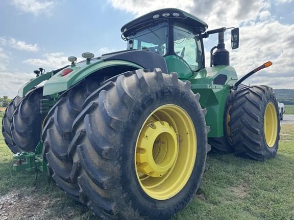 Image of John Deere 9520R equipment image 3