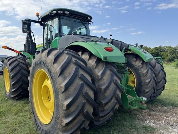Image of John Deere 9520R equipment image 2