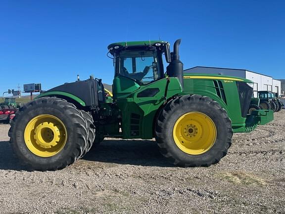 Image of John Deere 9520R equipment image 3