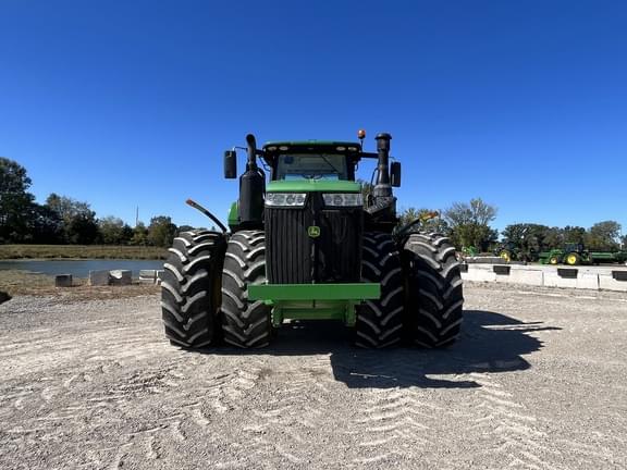 Image of John Deere 9520R equipment image 1