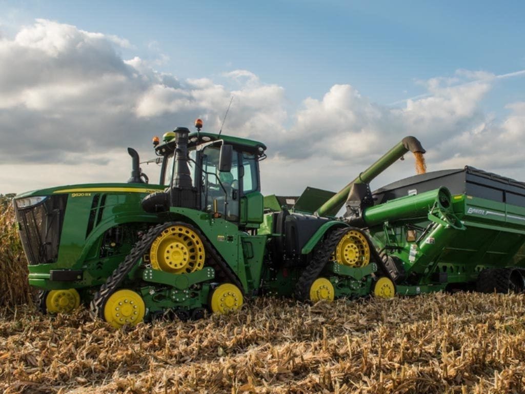 2018 John Deere 9520RX Equipment Image0