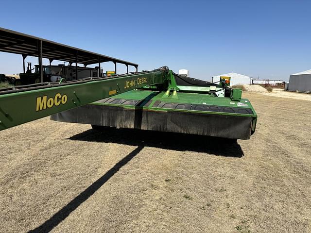 Image of John Deere 956 equipment image 1