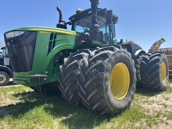 2018 John Deere 9570R Equipment Image0