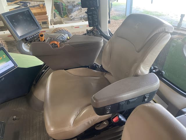 Image of John Deere 9570R equipment image 4