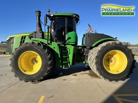 2018 John Deere 9570R Equipment Image0