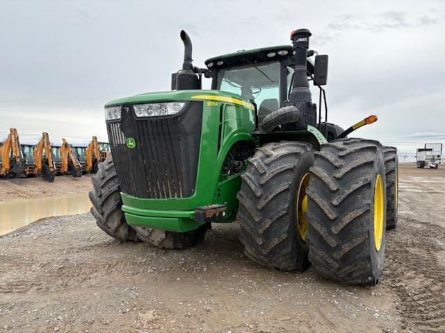 2018 John Deere 9570R Equipment Image0