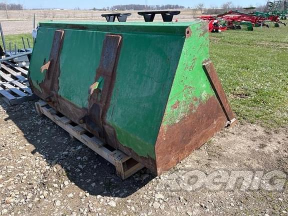 Image of John Deere Bucket equipment image 4