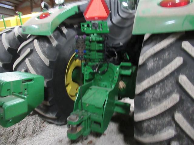 Image of John Deere 9620R equipment image 4